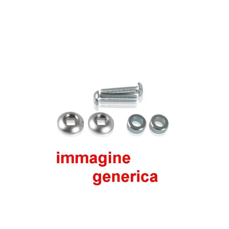 Direttamente Dal Produttore Kit di attacchi specifico per 3101DT - Givi - D3101KIT