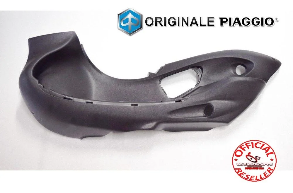 Non Perdere Pedana poggiapiedi sinistra nera originale Piaggio Beverly 125 250 300 400 500